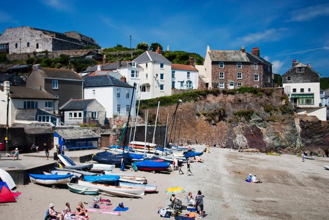 Cawsand Beach - families on the beach