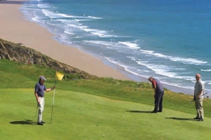 Golf by the beach | Bluemonkey Cornwall